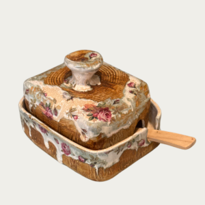 Pruun lilledega Võitoos