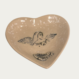 Südamekujuline alus