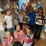 Lapse Sünnipäev Vaarikas Vahukoorega Meisterdamine Keilas