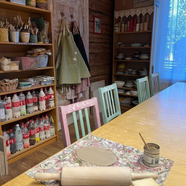 Keraamikaring täiskasvanutele Vaarikas vahukoorega